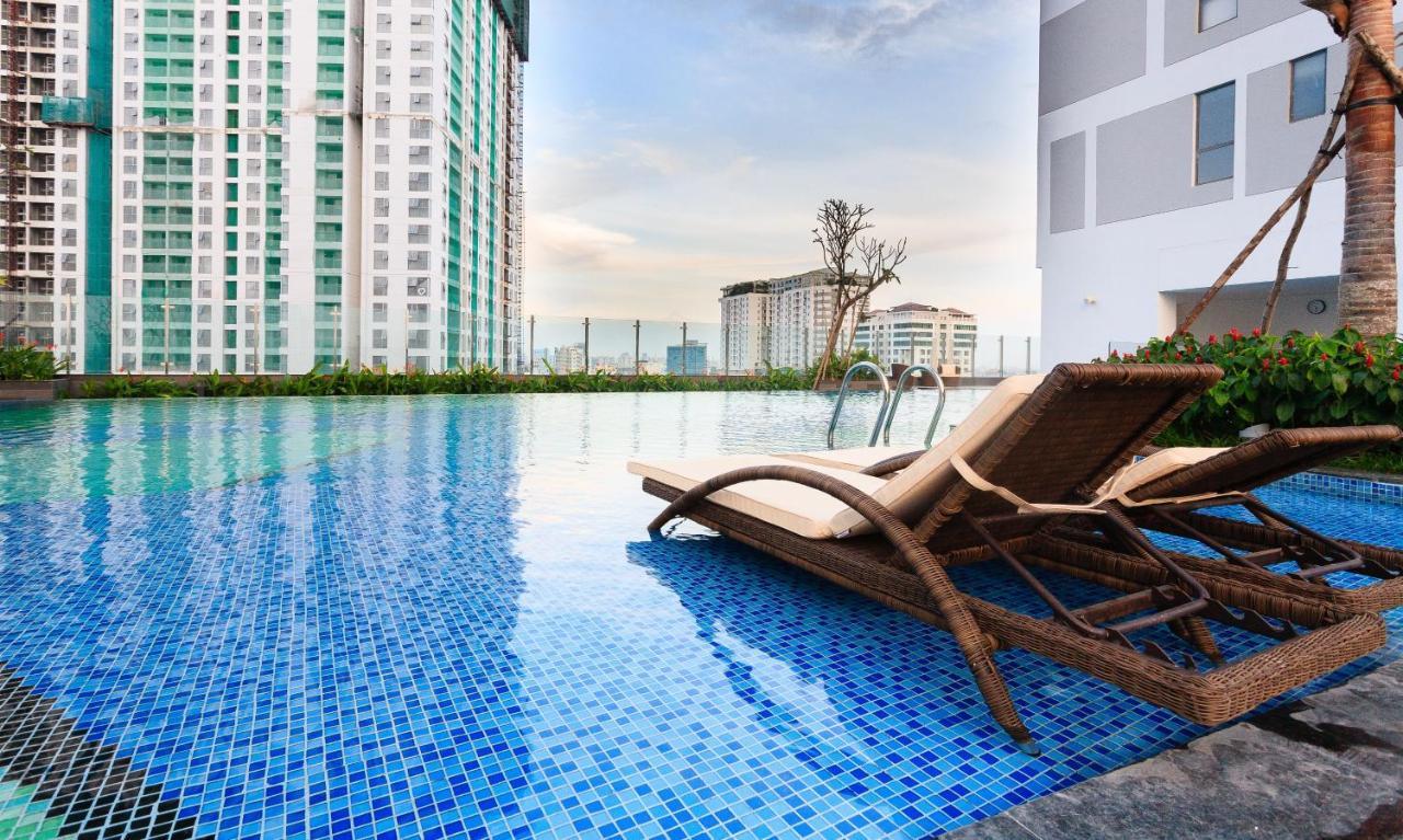 River Gate Building - Le Meridien Pool & Gym Ho Si Minh-város Kültér fotó